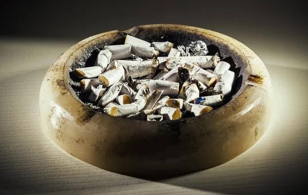 Marble Ashtray Full of Butts — Stock Photo, Image