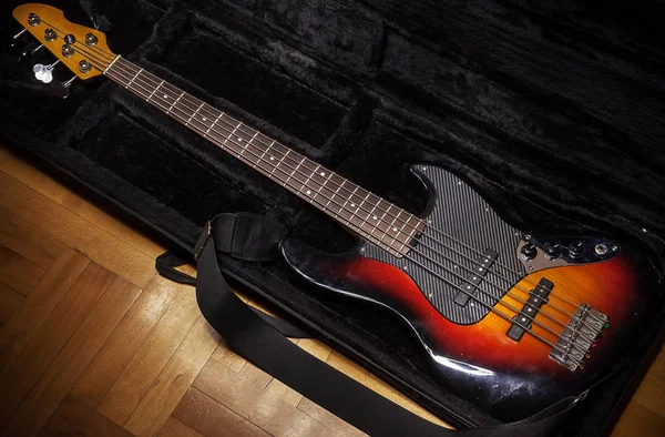 Pět řetězce Jazz Bass — Stock fotografie