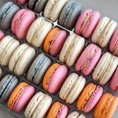 renkli macaroons arka plan.