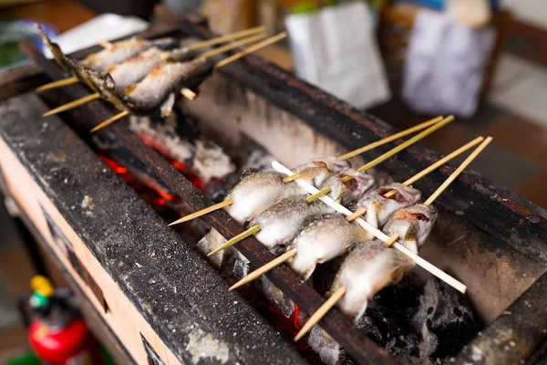 Traditioneller japanischer gegrillter Fisch — Stockfoto
