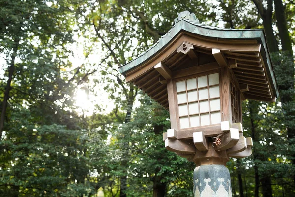 Linterna en templo japonés — Foto de Stock