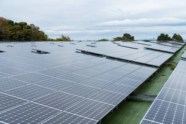 Moderne zonnepanelen — Stockfoto