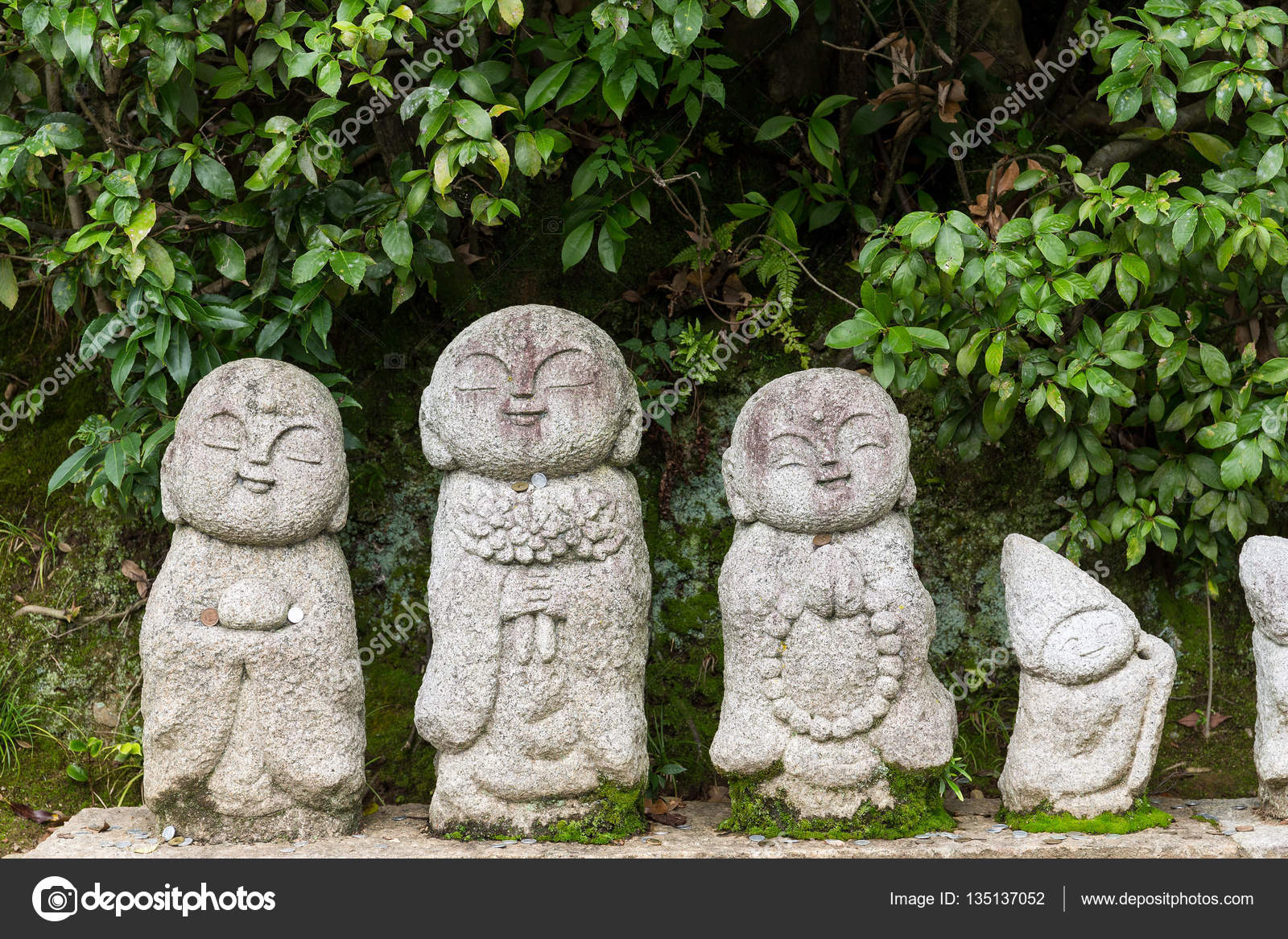 Japanese Jizo sculptures Stock Photo by ©leungchopan 135137052