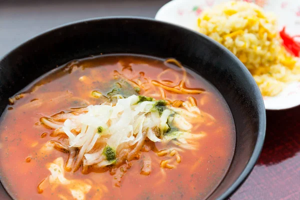 Japanska ramen nudlarjaponský ramen nudle — Stock fotografie