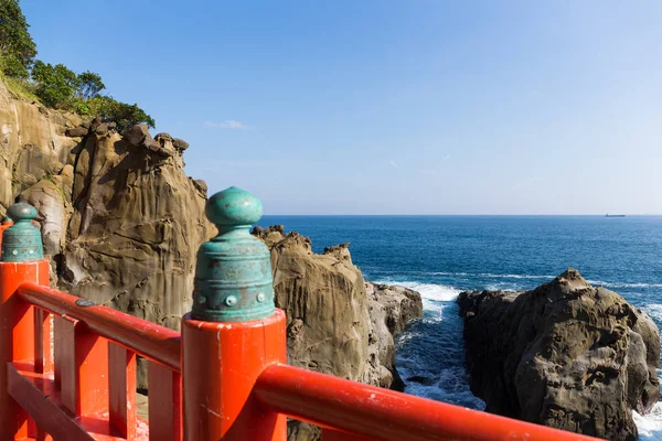 Aoshimo svatyně a pobřeží — Stock fotografie