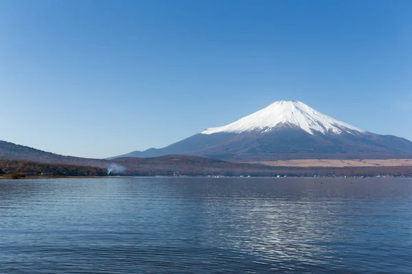 Monte Fuji sul lago Yamanaka — Foto Stock