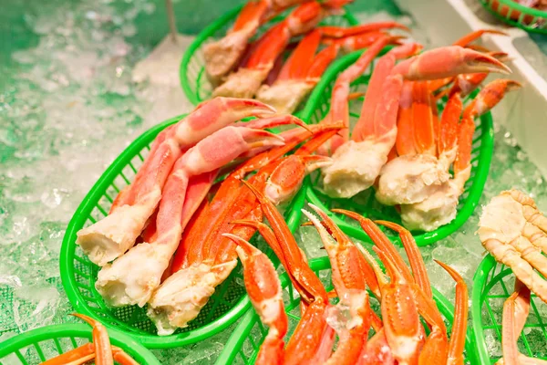 Schneekrebse auf Fischmarkt — Stockfoto