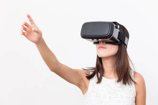 Woman play game though VR device — Stock Photo, Image