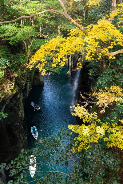 Takachiho Gorge in de herfst seizoen — Stockfoto