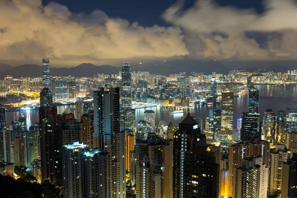 Hong kong paisaje urbano por la noche —  Fotos de Stock