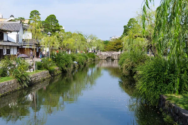 Kurashiki řeka ve městě Kurashiki — Stock fotografie