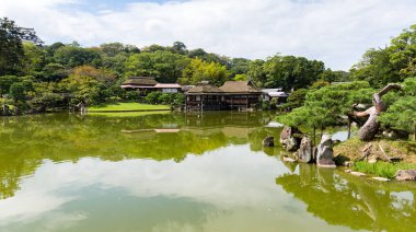 Japonca Nagahama Kalesi ve Bahçe