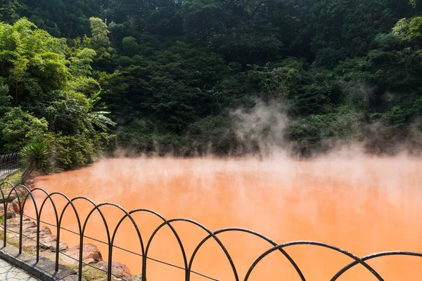 Blood pond hell in Beppu — Stock Photo, Image