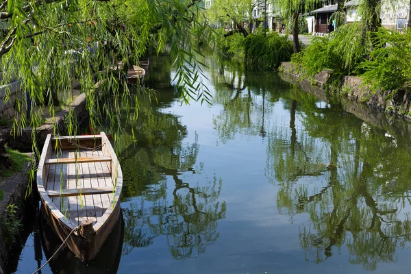 Kurashiki річка в місті Kurashiki — стокове фото