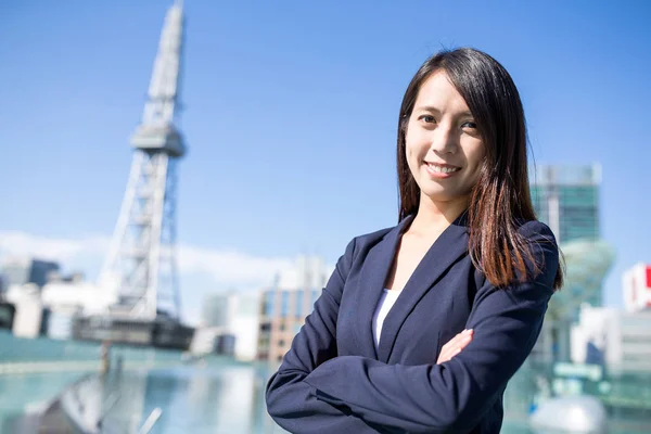 Asiatische junge Geschäftsfrau — Stockfoto