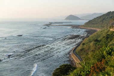 Aoshima tapınak yakın ve şeytanın çamaşır tahtası