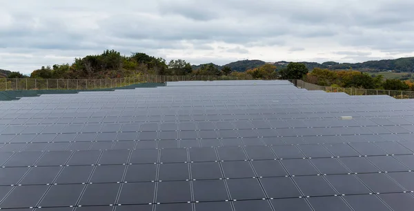 Estación de paneles solares — Foto de Stock