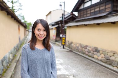 Genç Asyalı kadın Japonya