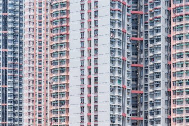 Bir apartman cephesi