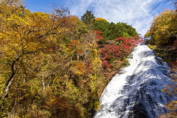 Ryuzu vodopády poblíž Nikko — Stock fotografie