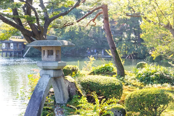 Zahrada Kenrokuen v městě Kanazawa — Stock fotografie