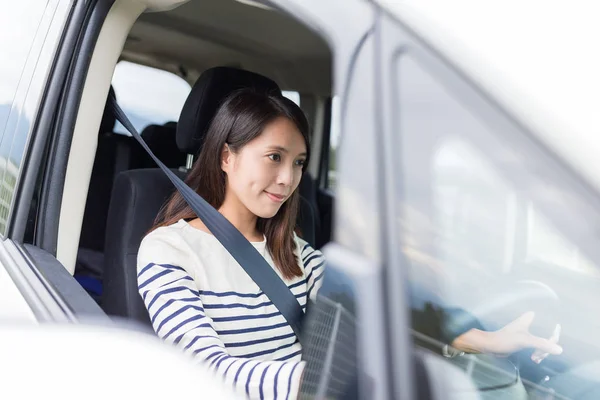 Asian Woman driving a car — Stock Photo, Image