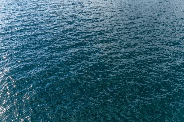 Vista de paisagem marinha com ondas — Fotografia de Stock
