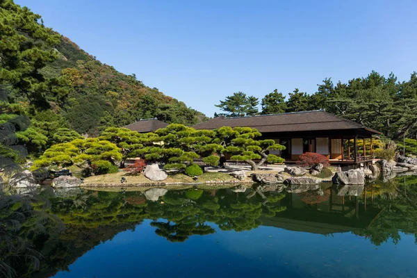 Japonya'nın geleneksel Ritsurin Bahçe — Stok fotoğraf