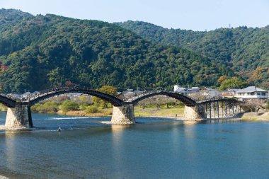 Japonya 'daki Kintai Köprüsü