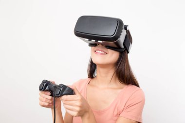 Kadın Vr ile oyun oynamak