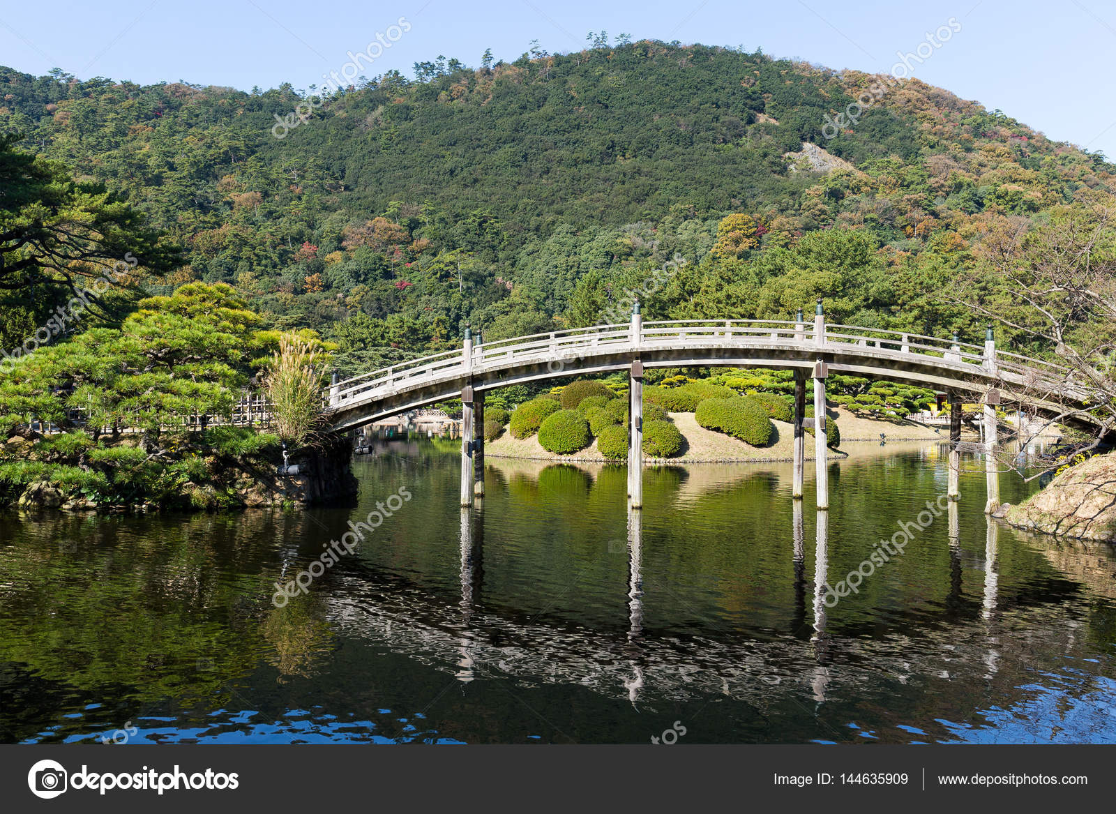Ritsurin Garden in Takamatsu — Stock Photo © leungchopan #144635909