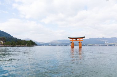 Itsukushima tapınak Japonya'da