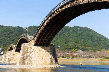 Ahşap yaya Kintai Köprüsü 