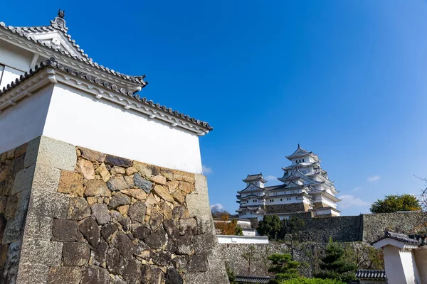 Castillo de Himeji tradicional japonés — Foto de Stock