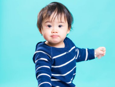 Genç küçük çocuk