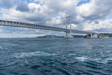 Tokushima Bridge'de ONaruto