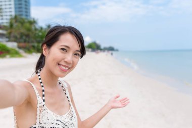 Kadın alarak selfie Plajı'nda