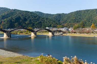 Japonya'nın geleneksel Kintai Köprüsü 