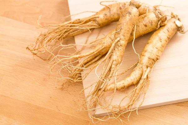 Korean fresh ginseng — Stock Photo, Image