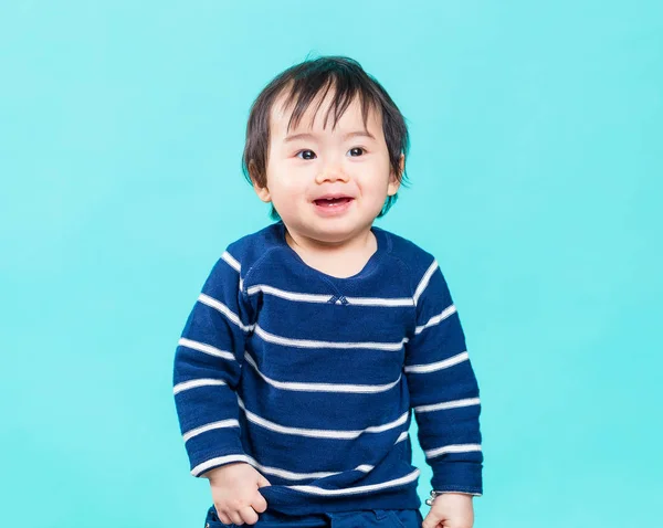 Dziecko noworodek szczęśliwy uśmiechający się — Zdjęcie stockowe
