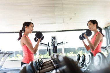 Kadın uygulamaları halter halter 