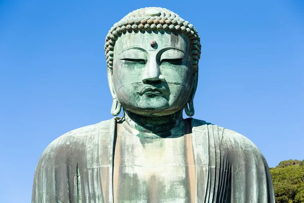 Grote standbeeld van Boedha in Kamakura — Stockfoto