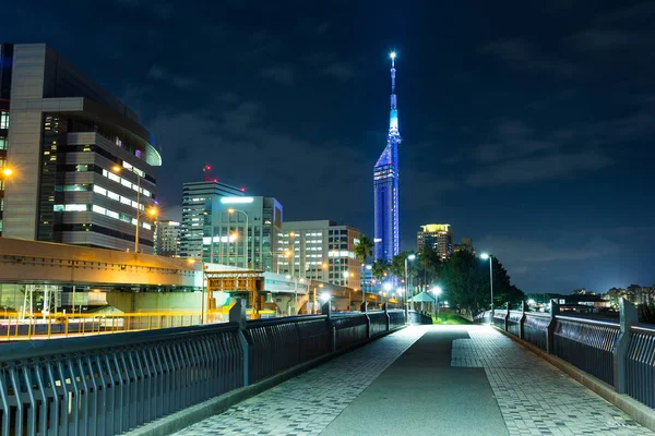 Fukuoka město v noci — Stock fotografie