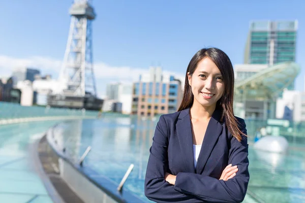 Young zakenvrouw in Nagoya city — Stockfoto