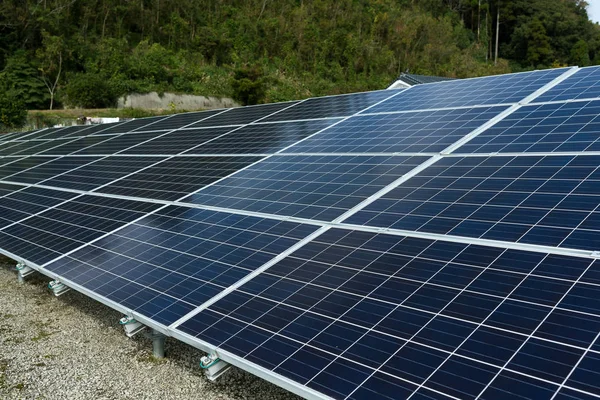 Energia słoneczna panele — Zdjęcie stockowe