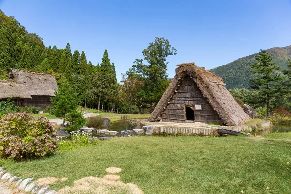 Village traditionnel de Shirakawago au Japon — Photo
