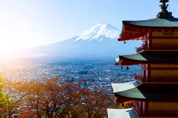 Chureito Pagoda e Mt. Fuji. — Fotografia de Stock