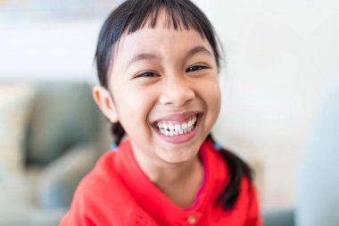 heyecan küçük kız