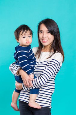 Genç anne ve çocuk 