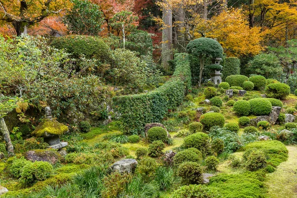 Japanese garden in autumn — Stock Photo, Image